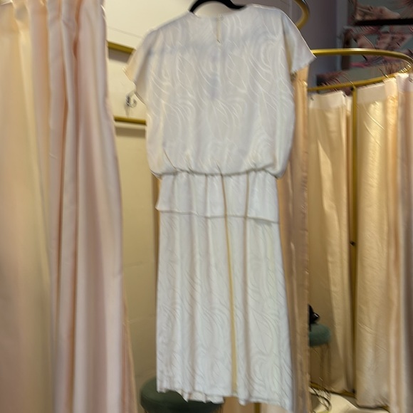 Vintage KATIE MFG Cream Dress, size 3-4 - Picture 2 of 4